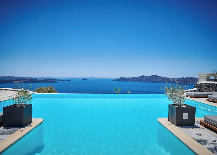 Csky Santorini Hotel 3*