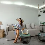 Csky Santorini 이메로비글리