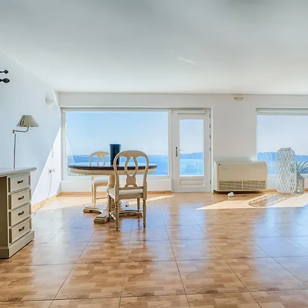 Csky Santorini Hotel