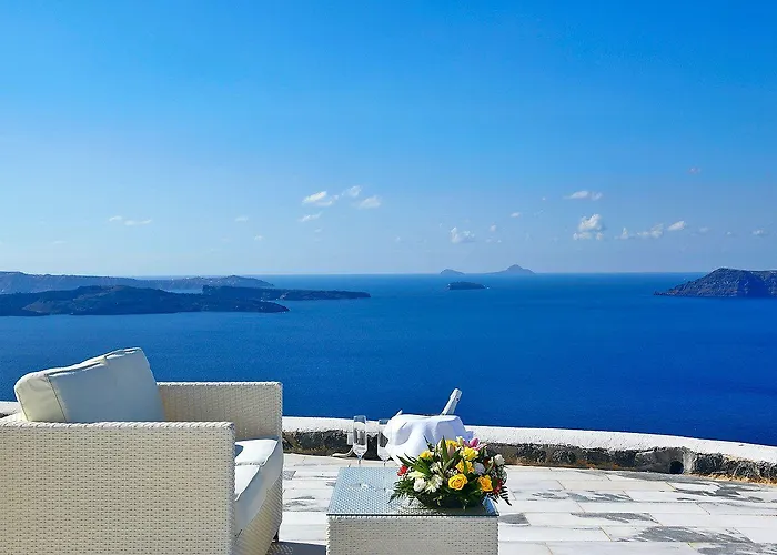 Csky Santorini מלון 3*