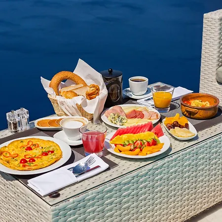 Csky Santorini ホテル イメロヴィグリ