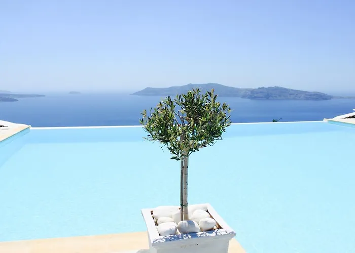 Csky Santorini Hotell 3*
