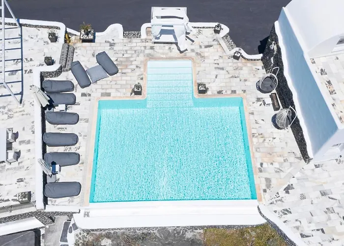 Csky Santorini إيميروفيغلي